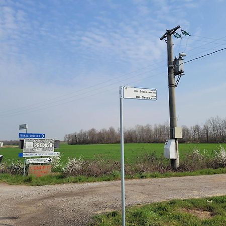 Cascina Rosa Camilla Panzió Carpeneto Kültér fotó
